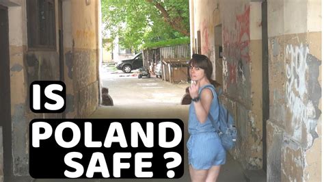 is poland safe for american tourists